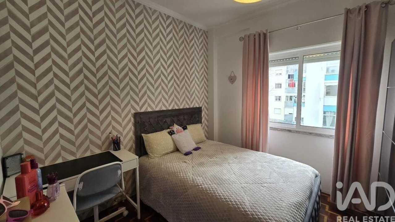 Apartamento T2 para Venda em Alfragide Foto 10