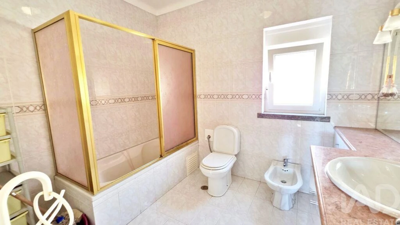 Moradia T5 para Venda em Cadaval e Pêro Moniz Foto 21