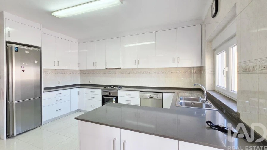 Moradia T5 para Venda em Cadaval e Pêro Moniz Foto 7