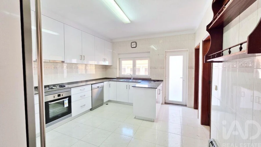 Moradia T5 para Venda em Cadaval e Pêro Moniz Foto 6