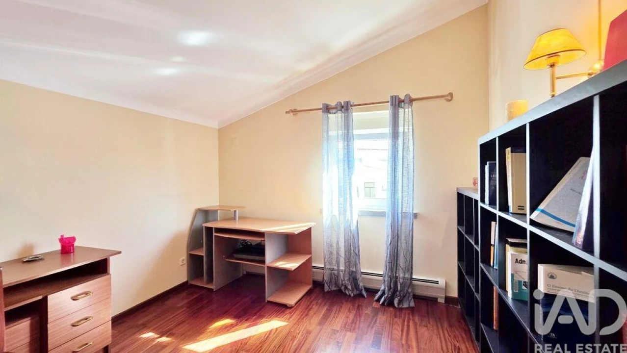 Moradia T5 para Venda em Cadaval e Pêro Moniz Foto 25