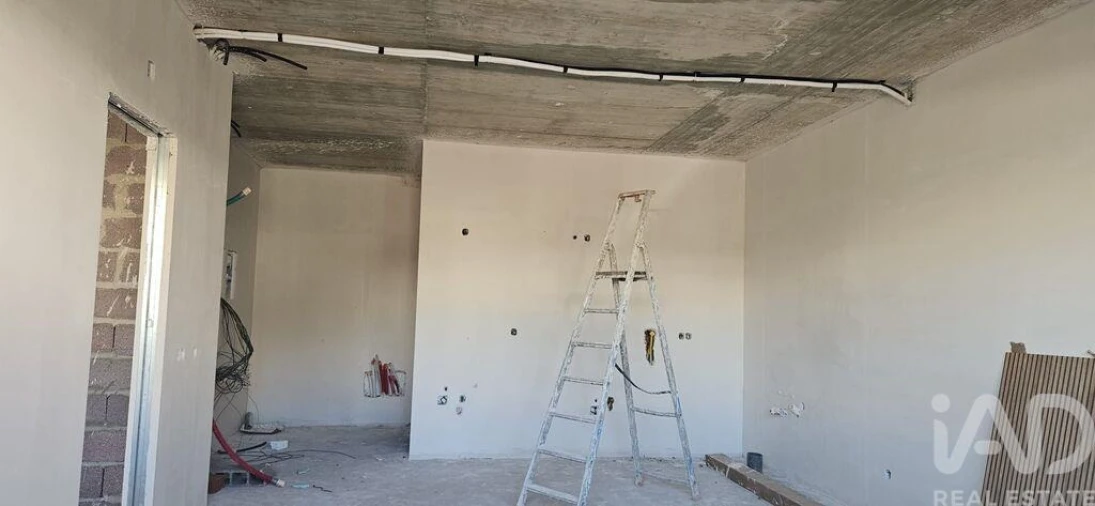 Apartamento T1 para Venda em Quarteira Foto 6