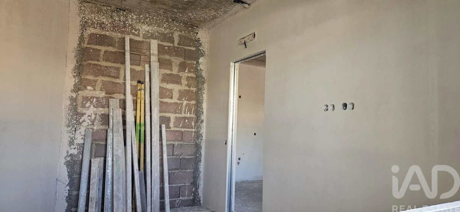 Apartamento T1 para Venda em Quarteira Foto 5