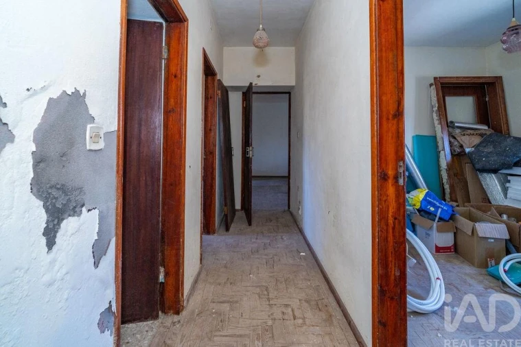 Moradia T3 para Venda em Marinha das Ondas Foto 10