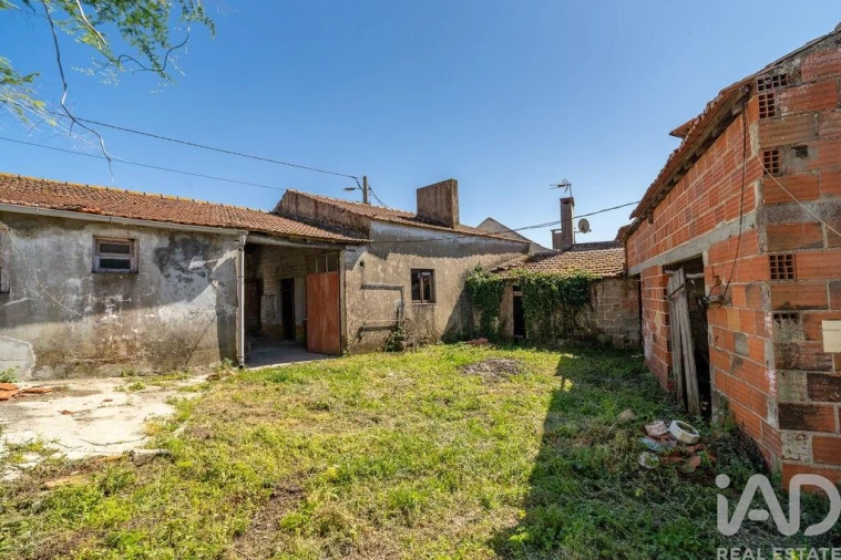 Moradia T3 para Venda em Marinha das Ondas Foto 23