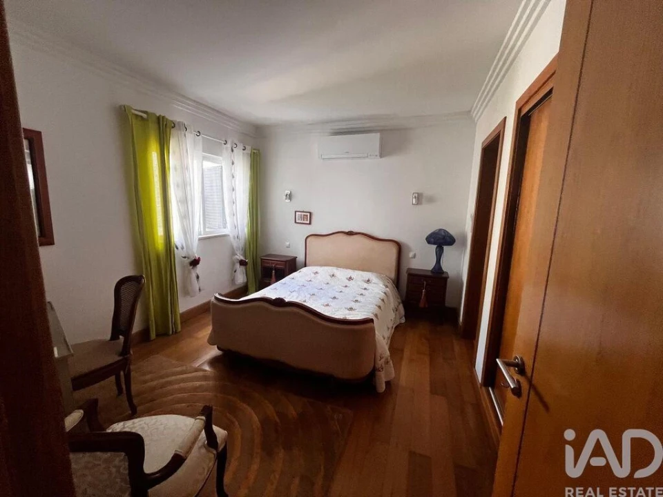 Moradia T4 para Venda em Albufeira e Olhos de Água Foto 7