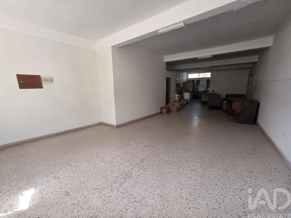 Loja para Venda em Faro (Sé e São Pedro) Foto 2