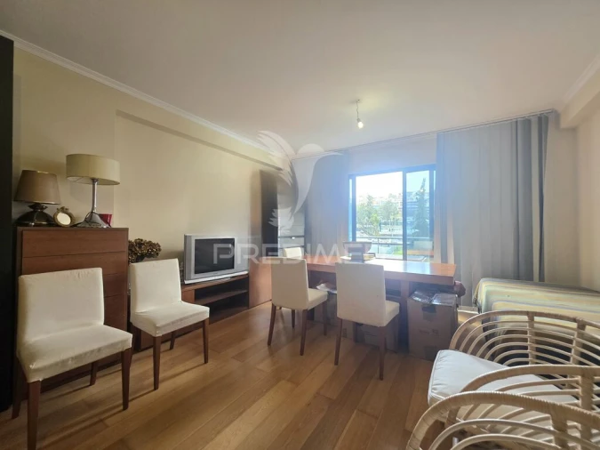 Apartamento T1 para Venda em São Martinho Foto 3