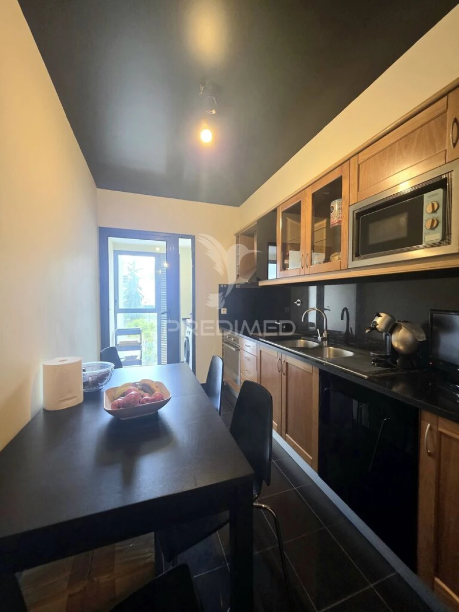 Apartamento T1 para Venda em São Martinho Foto 4