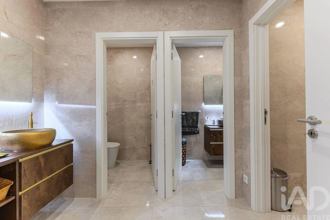 Escritório para Venda em Santo António Foto 19