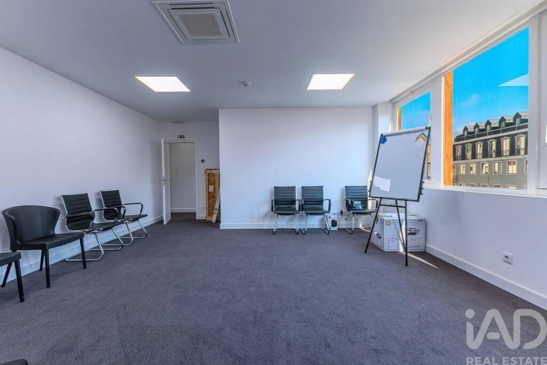 Escritório para Venda em Santo António Foto 17