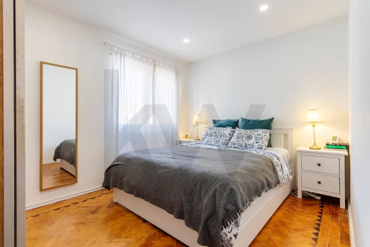 Apartamento T1 para Venda em Alfragide Foto 29