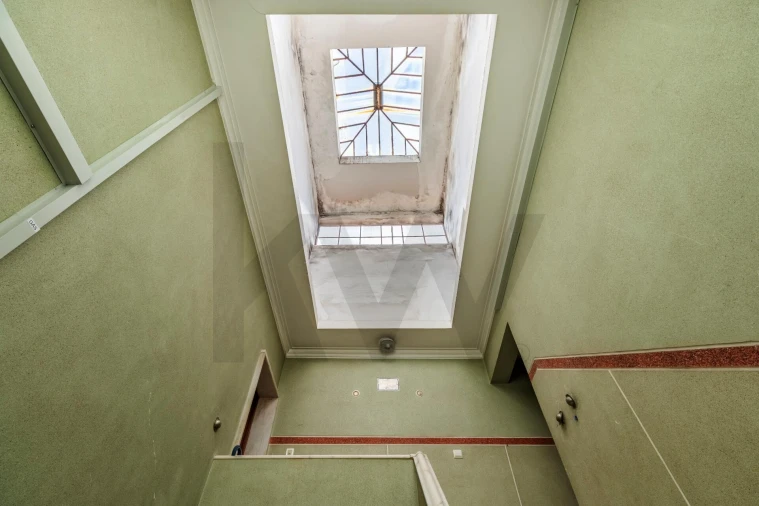 Apartamento T1 para Venda em Alfragide Foto 33