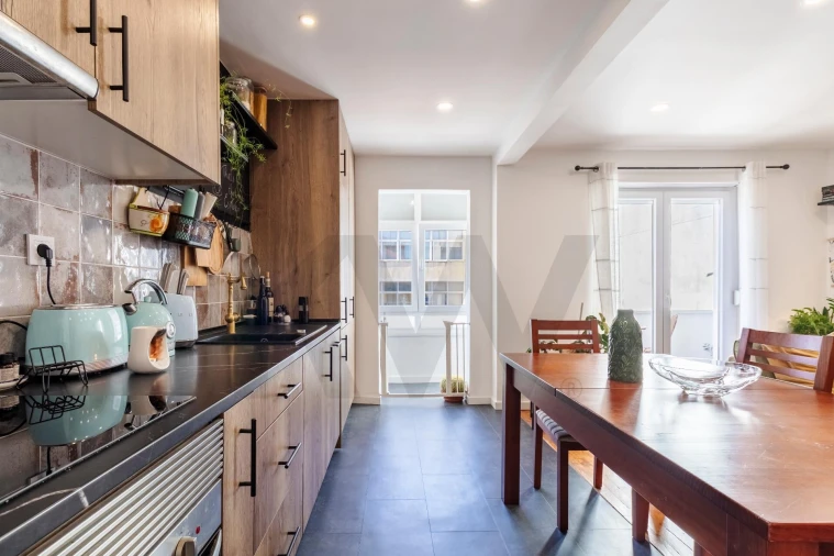 Apartamento T1 para Venda em Alfragide Foto 9