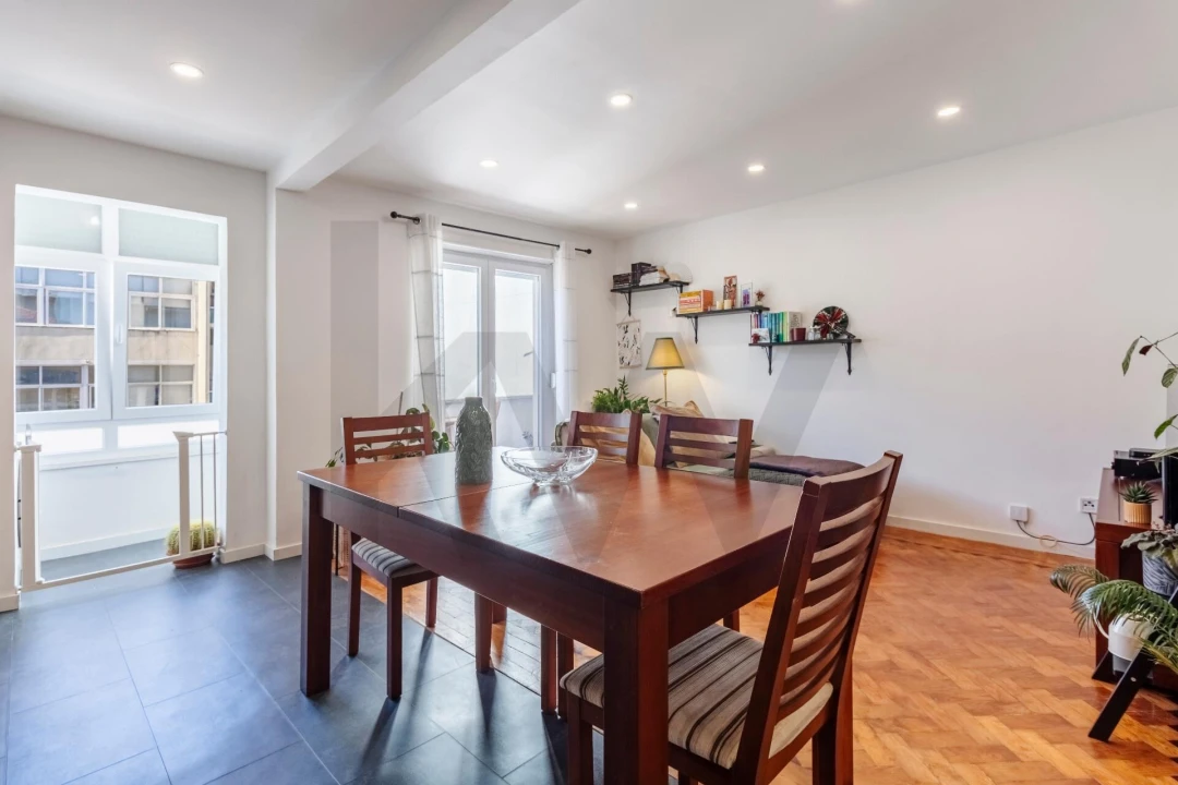 Apartamento T1 para Venda em Alfragide Foto 3