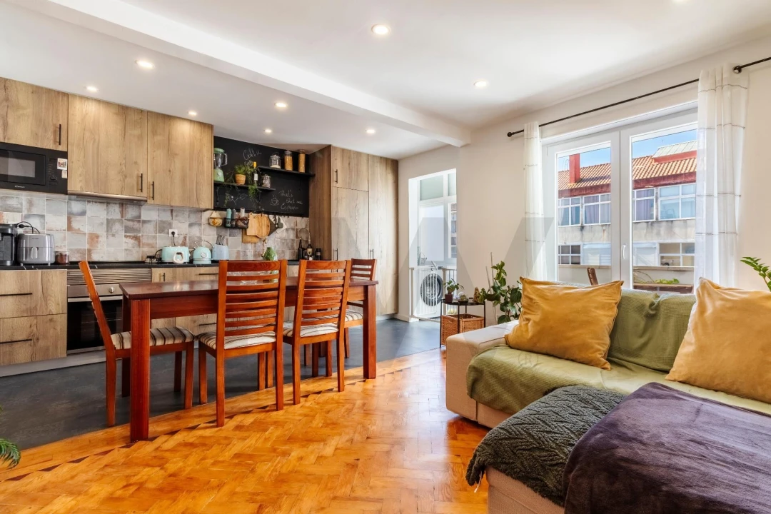 Apartamento T1 para Venda em Alfragide Foto 11