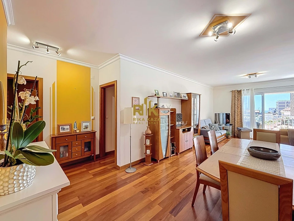 Apartamento T2 para Venda em Caniço Foto 20