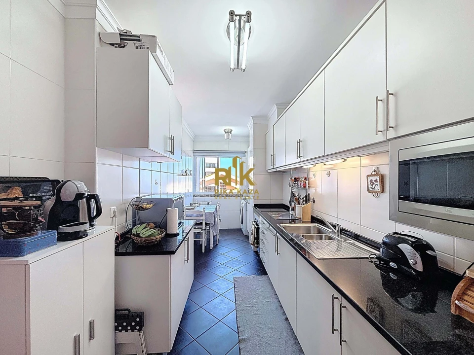 Apartamento T2 para Venda em Caniço Foto 24