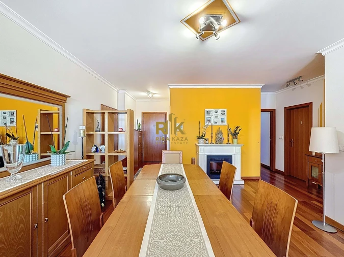 Apartamento T2 para Venda em Caniço Foto 11