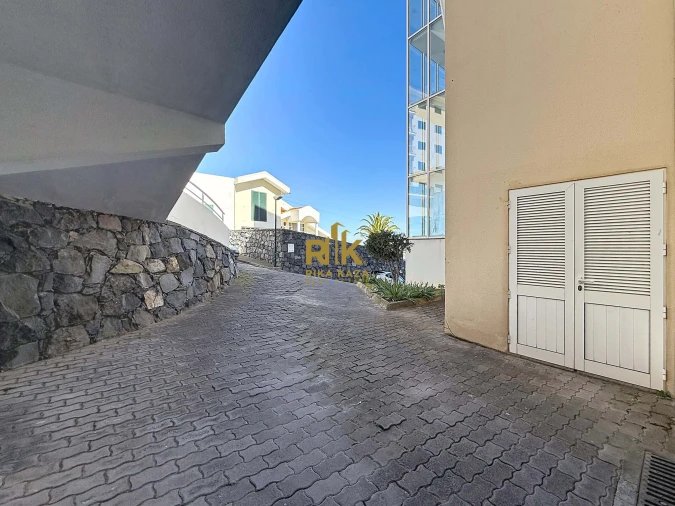 Apartamento T2 para Venda em Caniço Foto 28