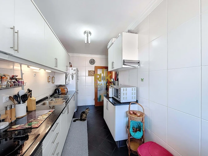 Apartamento T2 para Venda em Caniço Foto 25