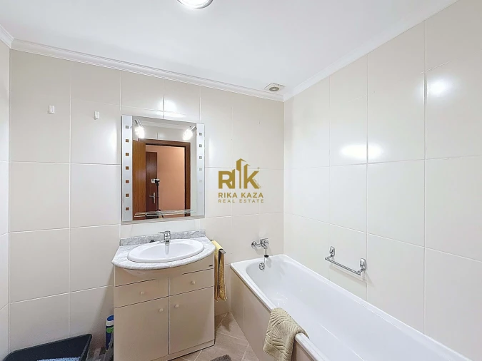 Apartamento T2 para Venda em Caniço Foto 7