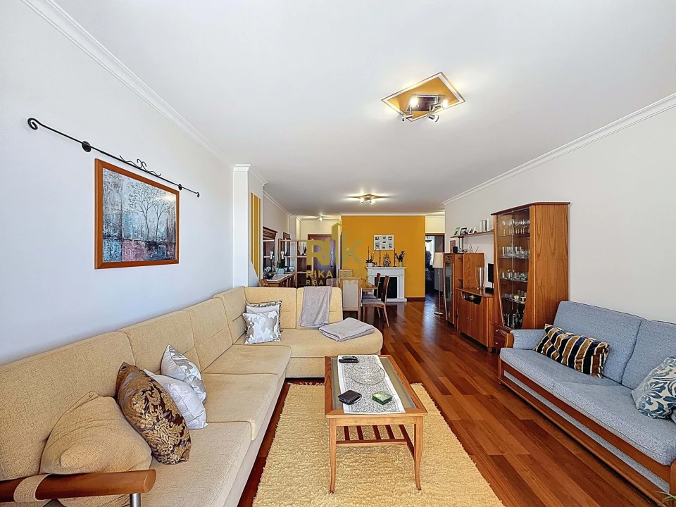 Apartamento T2 para Venda em Caniço Foto 21