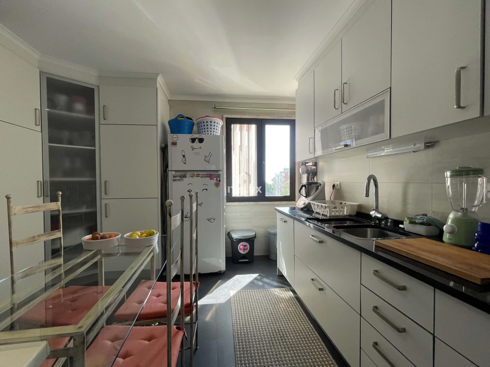 Apartamento T3 para Venda em Algés, Linda-A-Velha e Cruz Quebrada-Dafundo Foto 7