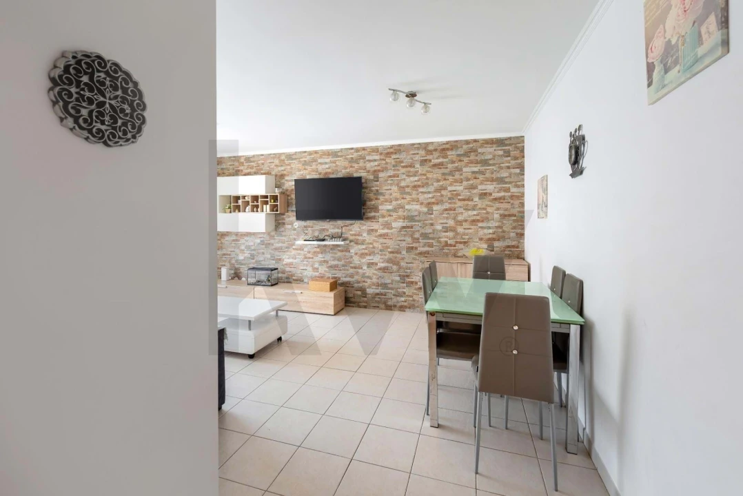 Apartamento T3 para Venda em Portimão Foto 4