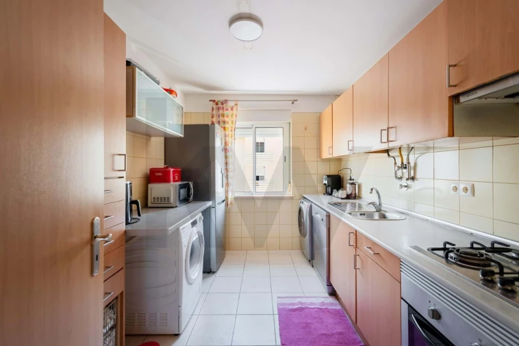 Apartamento T3 para Venda em Portimão Foto 7