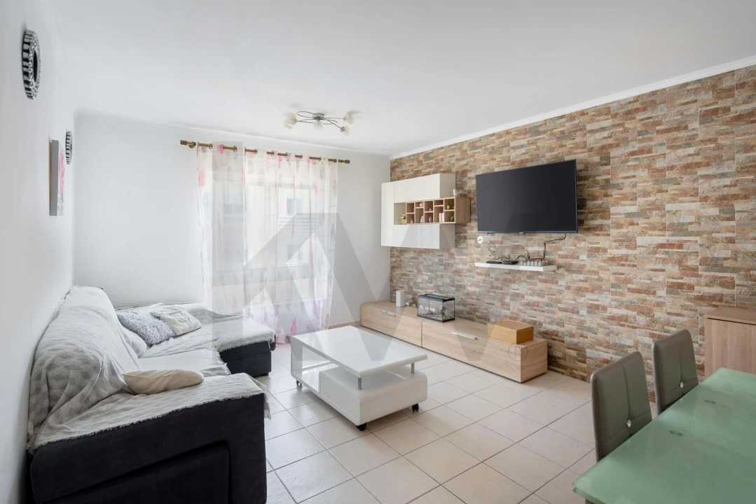 Apartamento T3 para Venda em Portimão Foto 2
