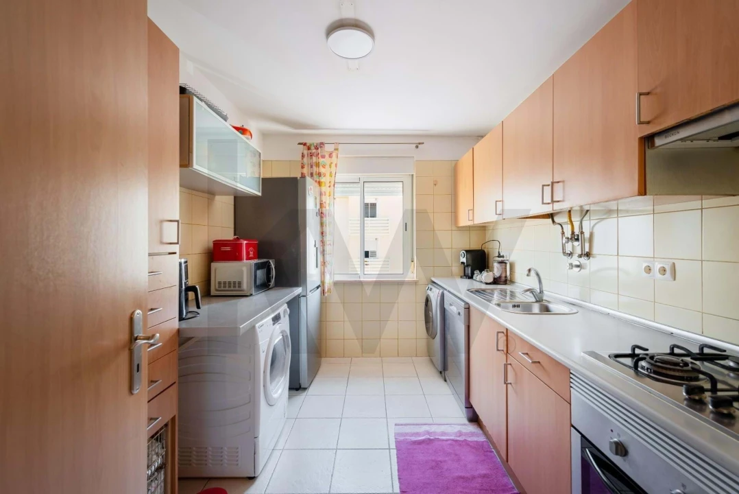 Apartamento T3 para Venda em Portimão Foto 7