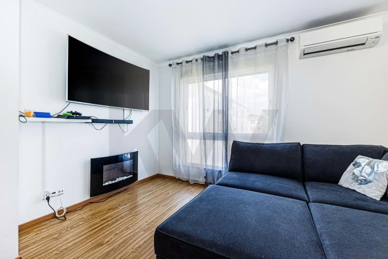 Apartamento T3 para Venda em Portimão Foto 7