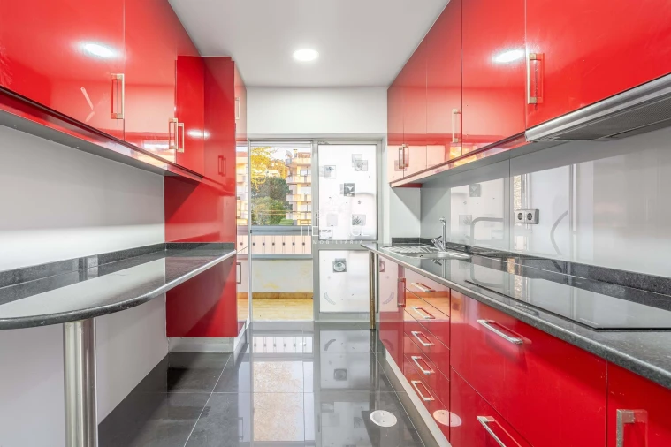 Apartamento T1 para Venda em Darque Foto 4