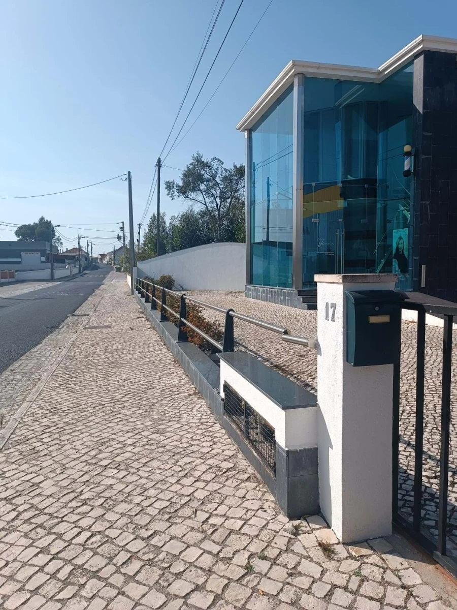 Negócio para Venda em Juncal Foto 33