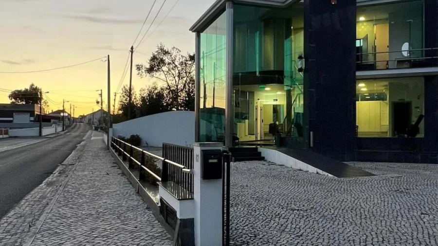 Negócio para Venda em Juncal