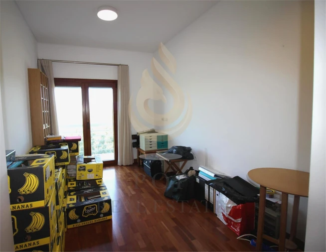 Apartamento T4 para Venda em Loule (São Sebastião) Foto 6