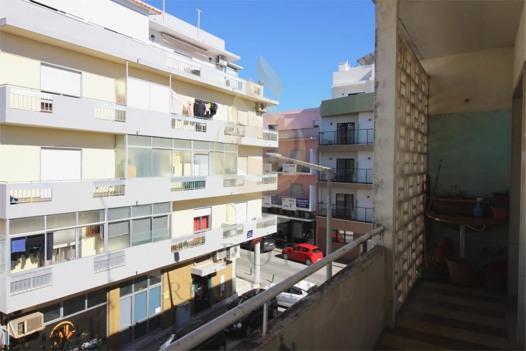 Apartamento T2 para Venda em Faro (Sé e São Pedro) Foto 7