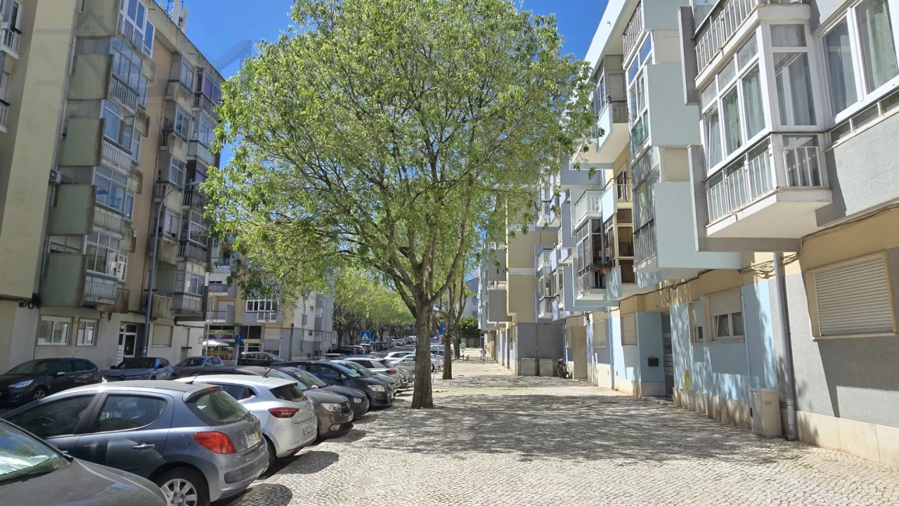 Apartamento T2 para Venda em Oeiras e São Julião da Barra, Paço de Arcos e Caxias Foto 27