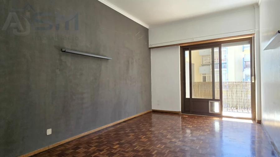 Apartamento T2 para Venda em Oeiras e São Julião da Barra, Paço de Arcos e Caxias Foto 2