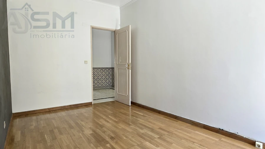 Apartamento T2 para Venda em Oeiras e São Julião da Barra, Paço de Arcos e Caxias Foto 6