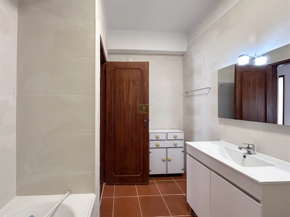 Apartamento T2 para Arrendamento em Castelo Branco Foto 27