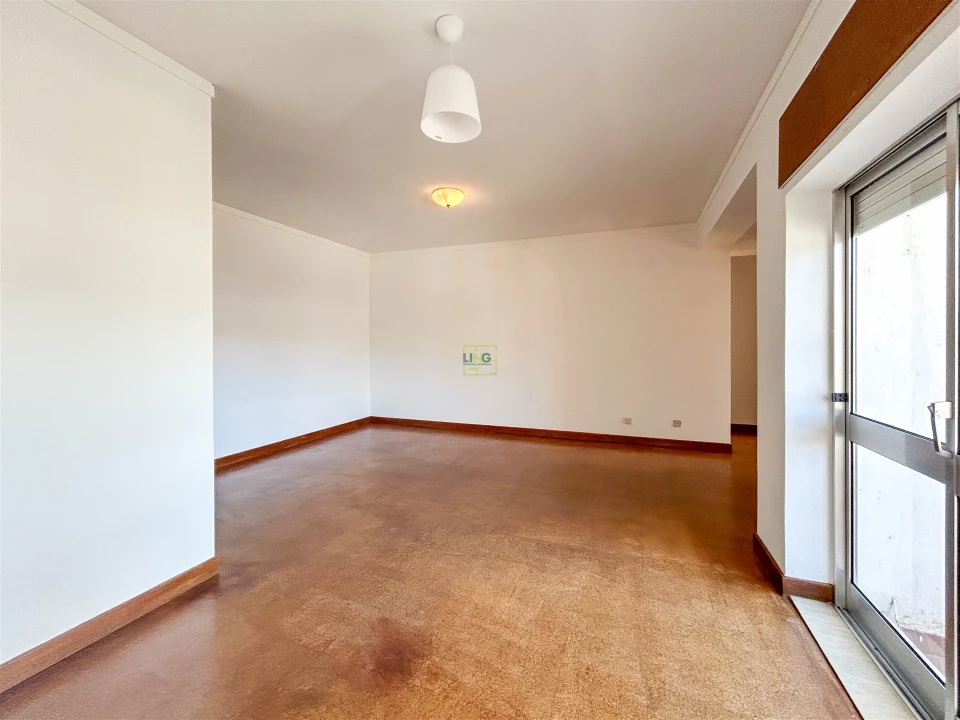 Apartamento T2 para Arrendamento em Castelo Branco Foto 16