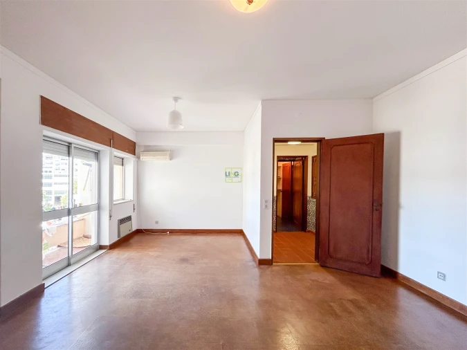 Apartamento T2 para Arrendamento em Castelo Branco Foto 15