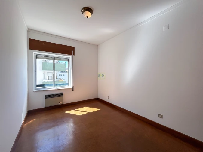 Apartamento T2 para Arrendamento em Castelo Branco Foto 21