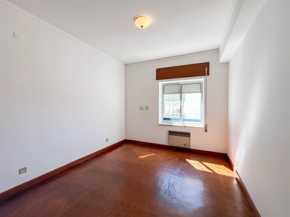 Apartamento T2 para Arrendamento em Castelo Branco Foto 29