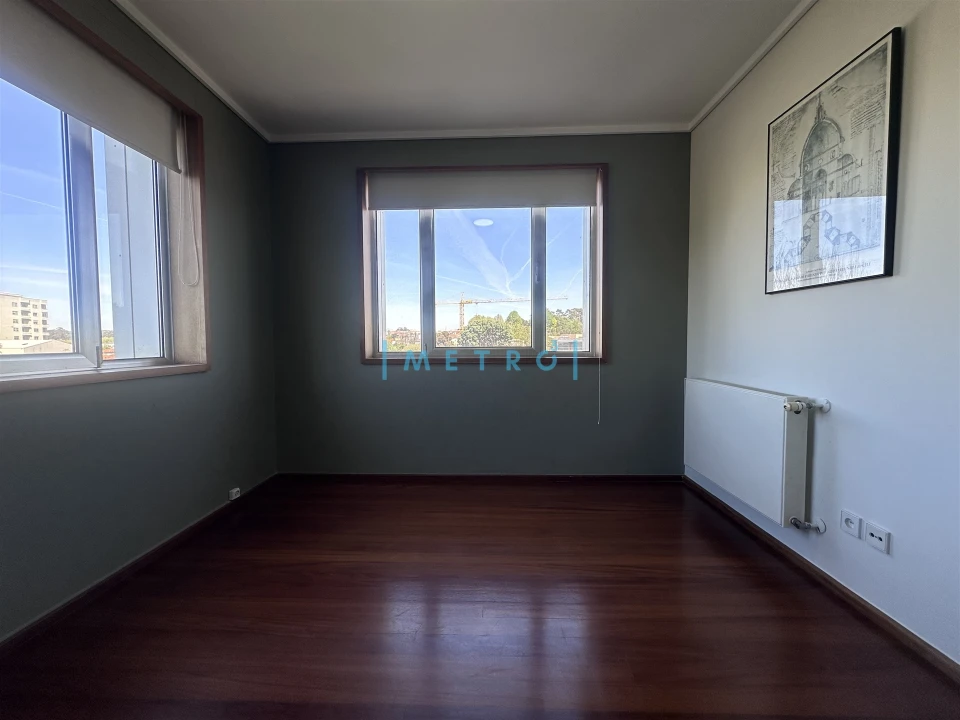 Apartamento T3 para Arrendamento em Aldoar, Foz do Douro e Nevogilde Foto 21