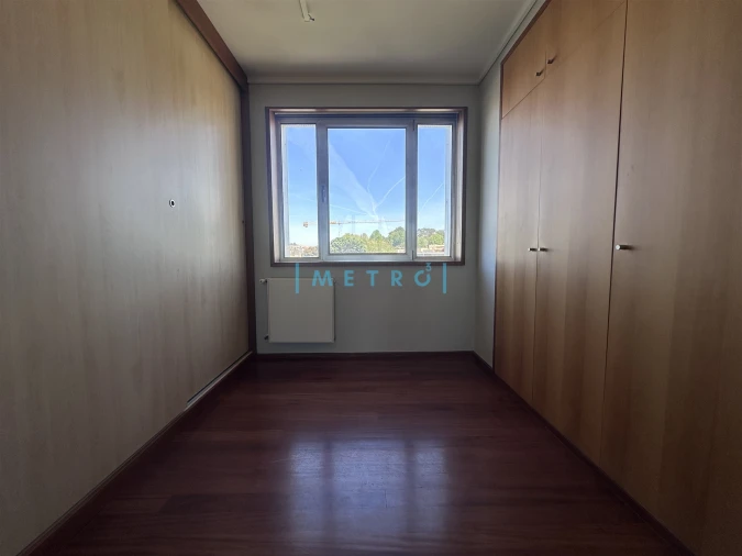Apartamento T3 para Arrendamento em Aldoar, Foz do Douro e Nevogilde Foto 18