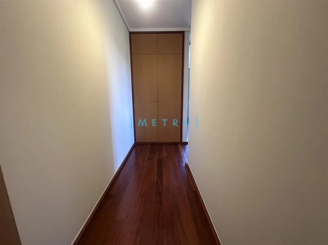 Apartamento T3 para Arrendamento em Aldoar, Foz do Douro e Nevogilde Foto 19