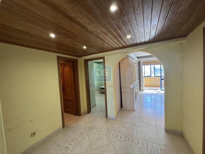 Apartamento T2 para Venda em Quarteira Foto 26